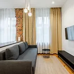 Two Bedroom Very Berry In With Desk By Renters Apartament Poznań