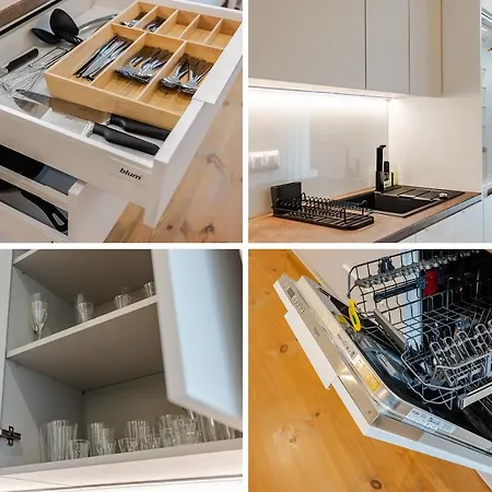 Two Bedroom Very Berry In With Desk By Renters * Poznan