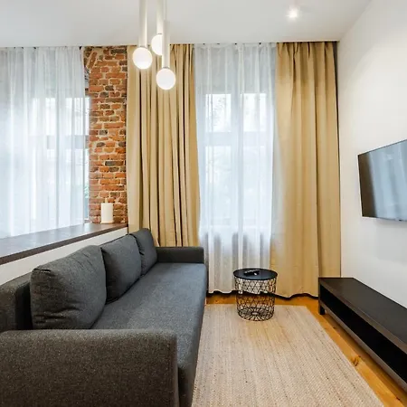 Two Bedroom Very Berry In With Desk By Renters Apartment Poznan